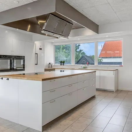 Grimi - 36km From The Sea By Interhome Feriehus *